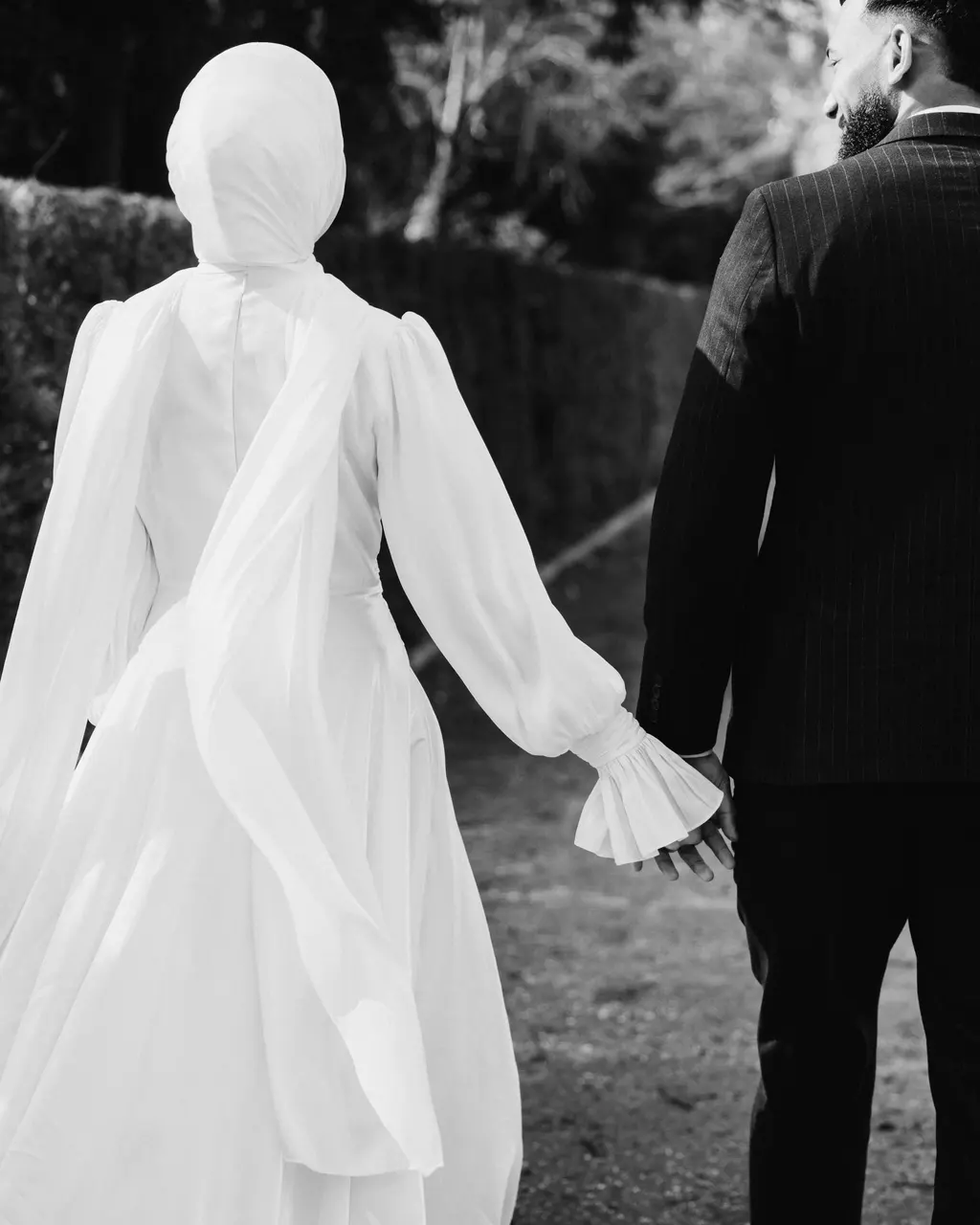 Acelya & Noah, Düsseldorf dış çekimi — kare 5