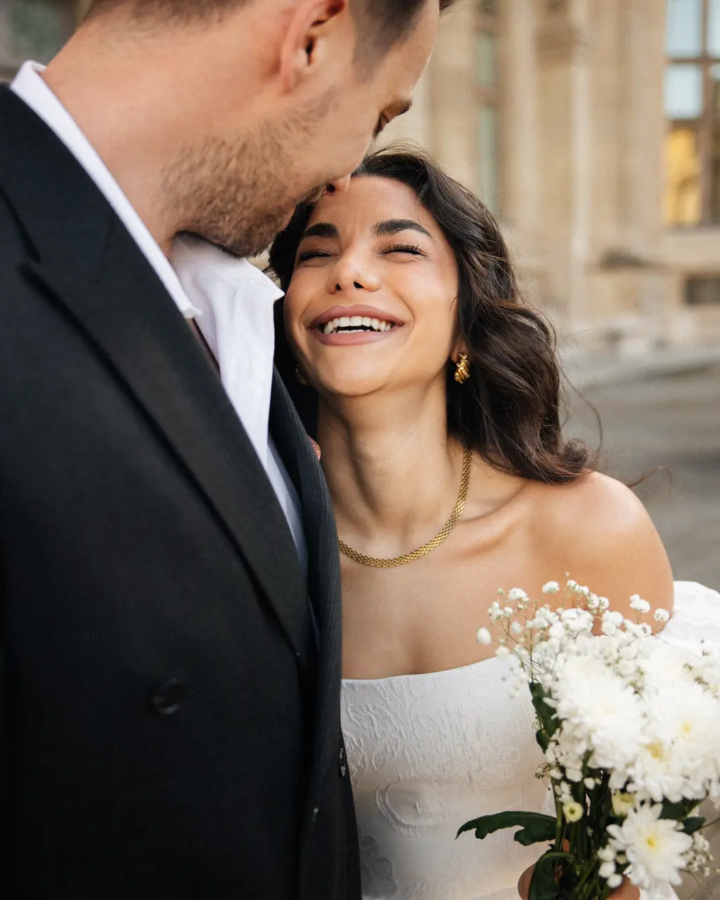 Ekin Su & Ayberk, Paris dış çekimi — kare 1