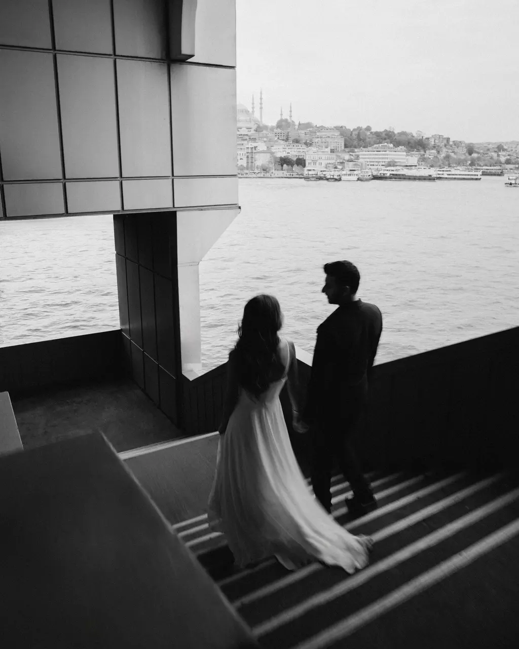 Gülefşan & Rıfat, İstanbul dış çekimi — kare 9