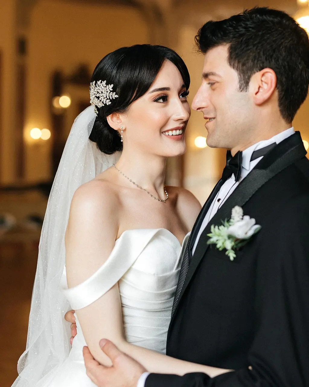 İlkem & Yahya, Adile Sultan Pavilion photoshoot — frame 8