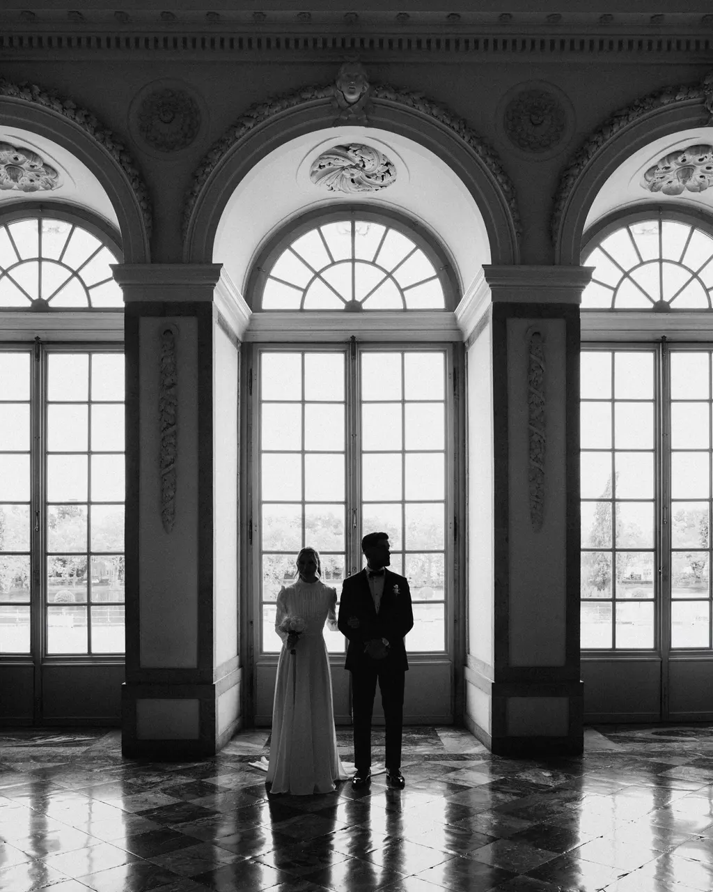 Jacqueline & Cem, Düsseldorf dış çekimi — kare 2