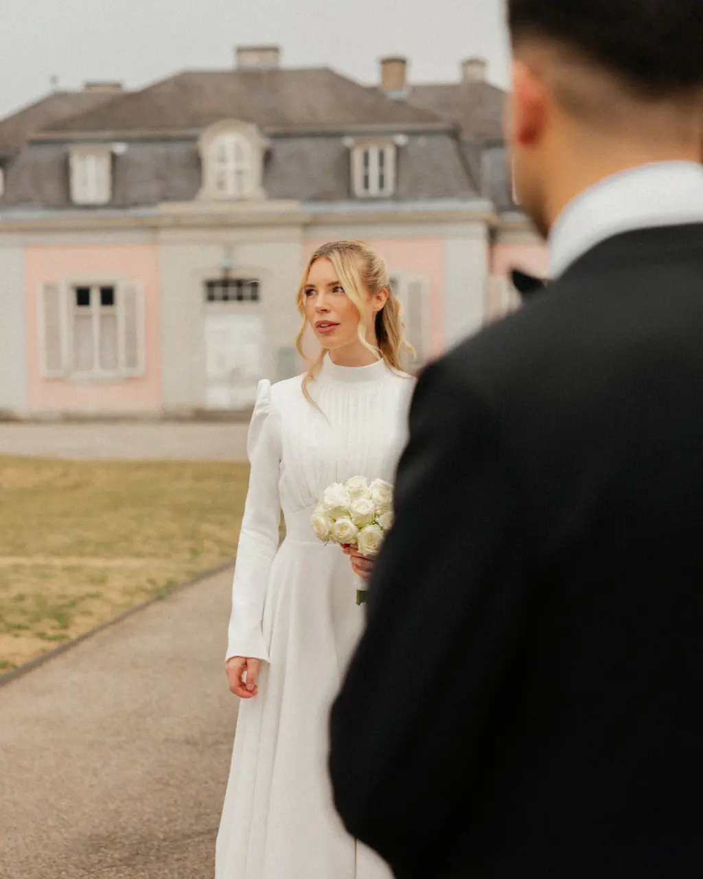 Jacqueline & Cem, Düsseldorf dış çekimi — kare 27