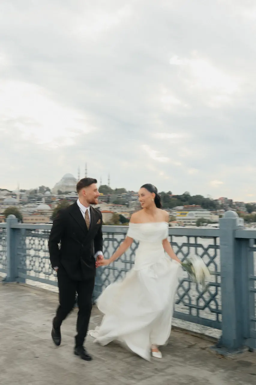 Kübra & Kerem, İstanbul dış çekimi — kare 13