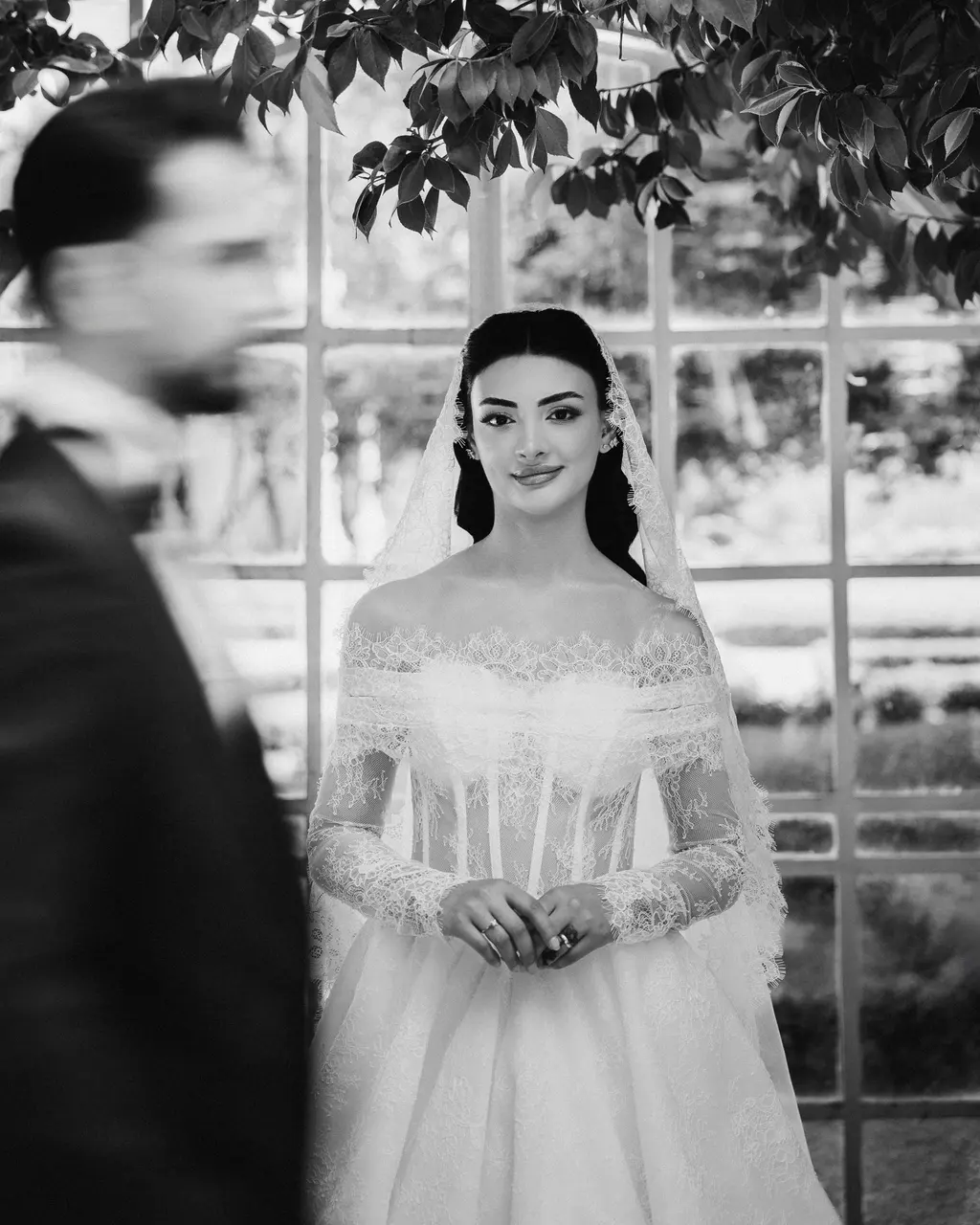 Neslihan & Muhammed, Maslak Kasrı dış çekimi — kare 9
