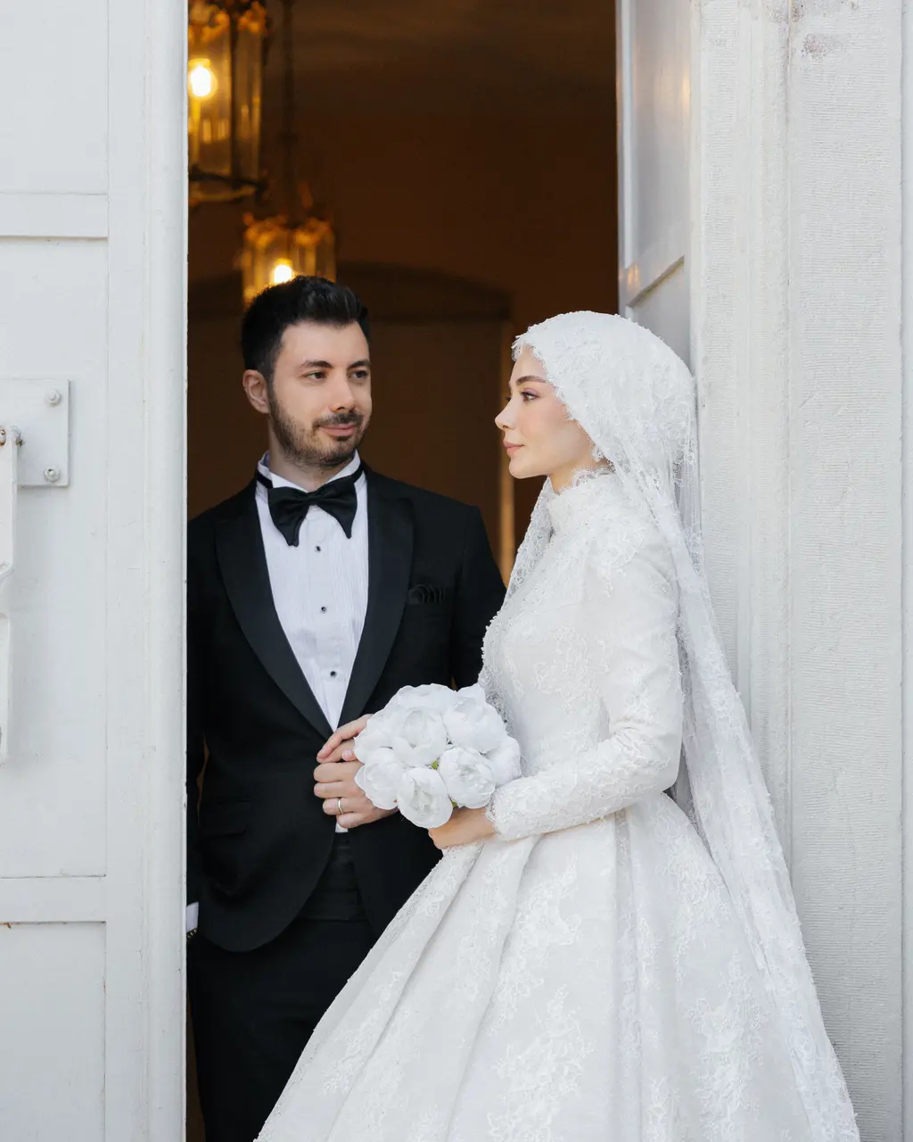 Rabia & Samet, Maslak Kasrı dış çekimi — kare 15