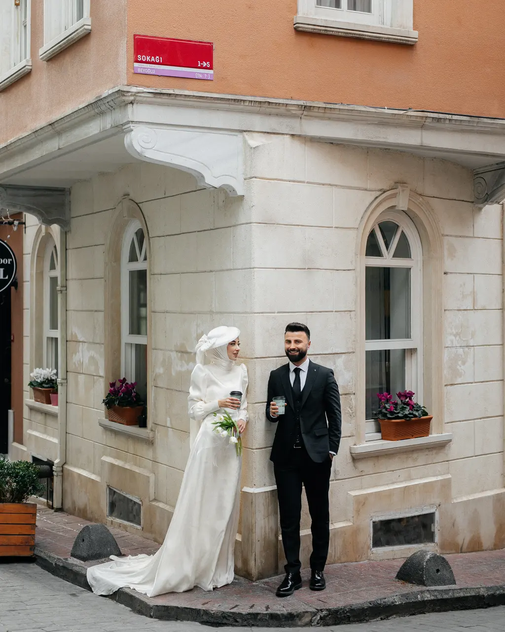 Senanur & Emre, İstanbul dış çekimi — kare 3