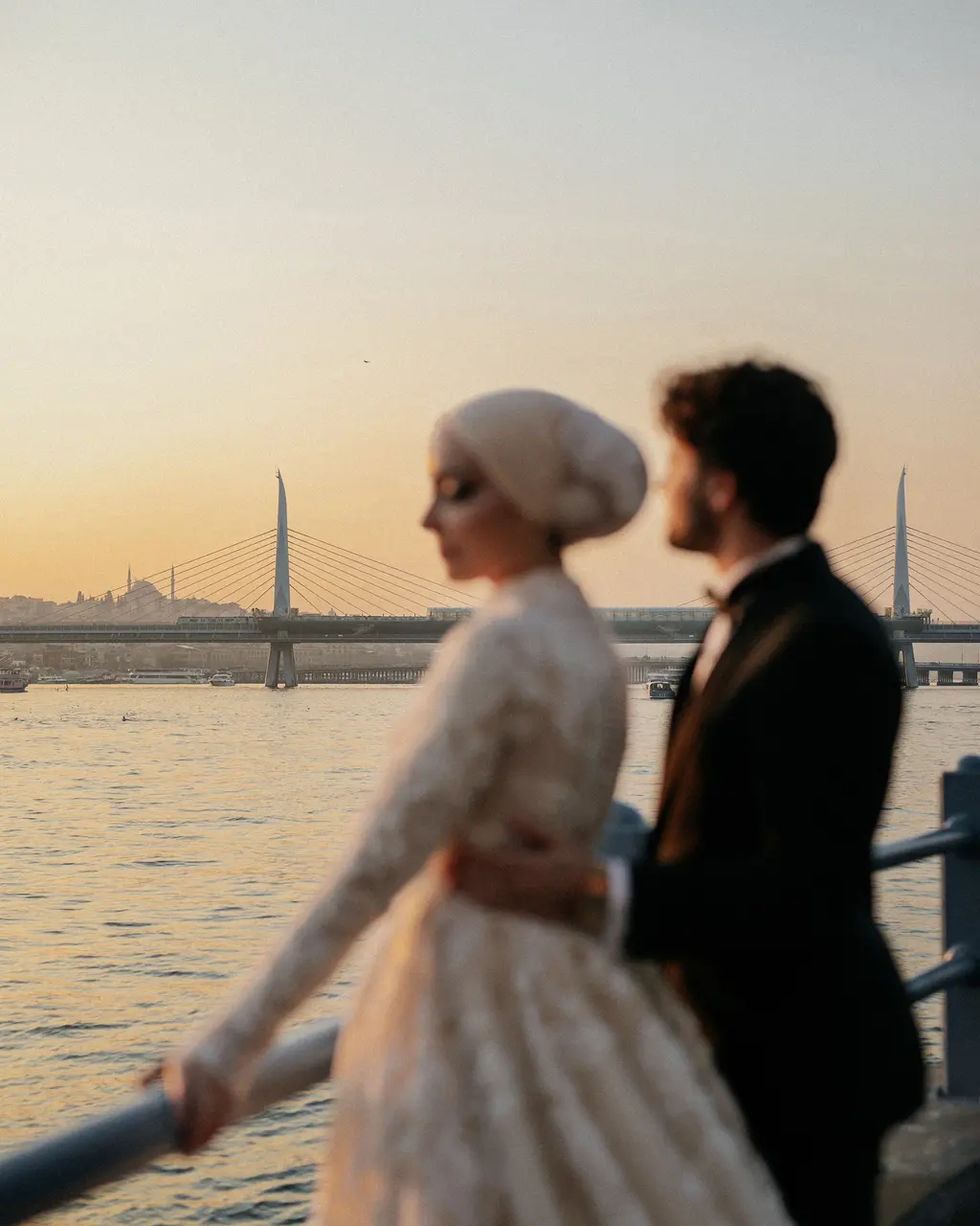Zeynep Nur & Yunus Emre, İstanbul dış çekimi — kare 8